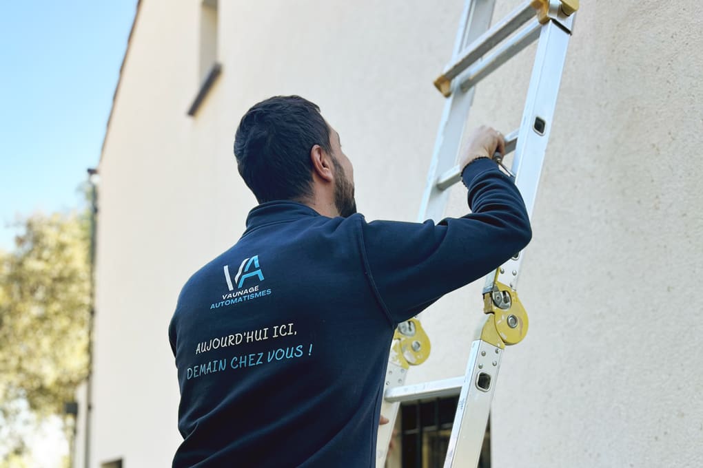 vaunage automatismes alarmes video surveillance éclairage et valorisation de l'habitat systèmes volets roulants contrôle d'accès surveillance sécurité maison Nages et Solorgues 30 Gard Romain Cravero